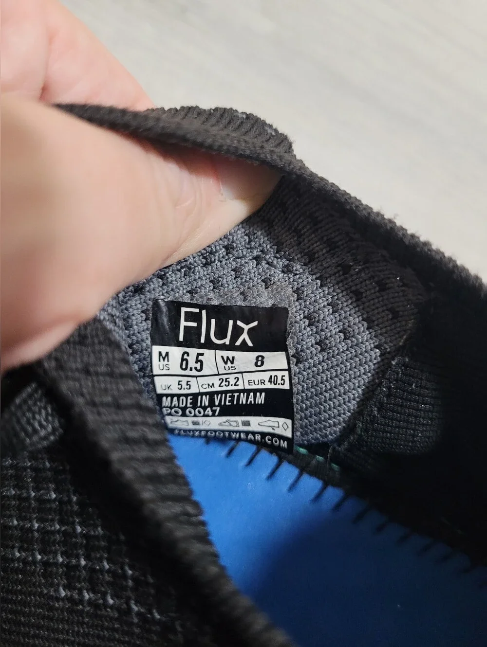 ​Flux Footwear Adapt Runner Black Gum Sneakers Size M 6.5 W 8